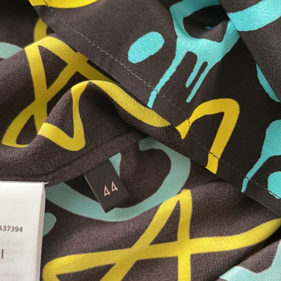 NEW Gucci Ghost 2016 silk button down top - Picture 11 of 11